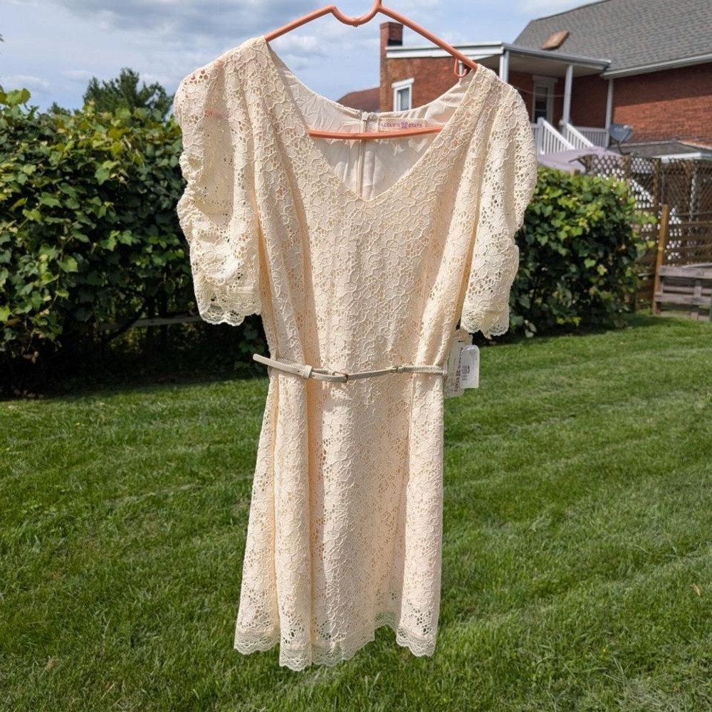 Altar'd State Ivory Lace Dress Belted Short Sleeve Lined Women's Small